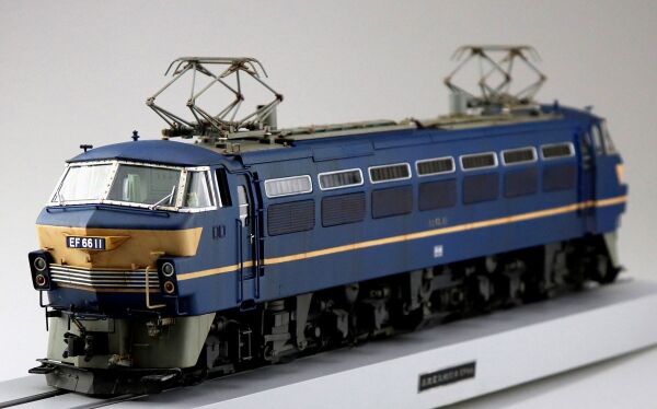 1/45 Electric locomotive EF66 Early model