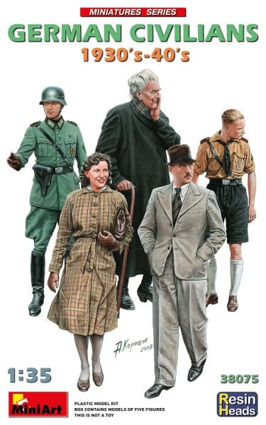 1/35  GERMAN CIVILIANS 1930-40S. RESIN HEADS