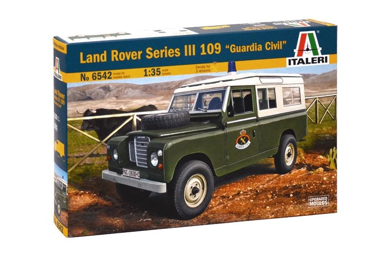 1/35  LAND ROVER SERIES III 109 ''Guardia Civil''