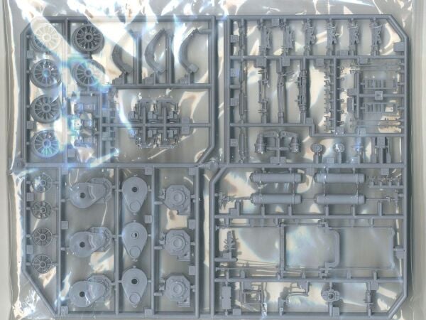 1/50 J.N.R. Direct Current Electric Locomotive EH58 Royal Engine