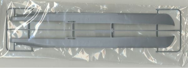 1/350 I.J.N. Anti Aircraft Cruiser Isuzu