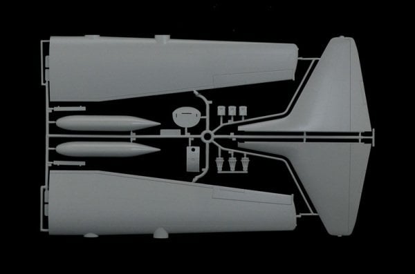 1/48 C-130J  C5 HERCULES