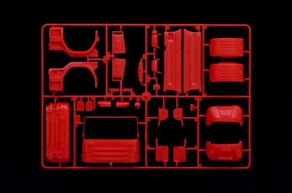 1/24  SCANIA R 560 V8 (RED GRIFFIN)