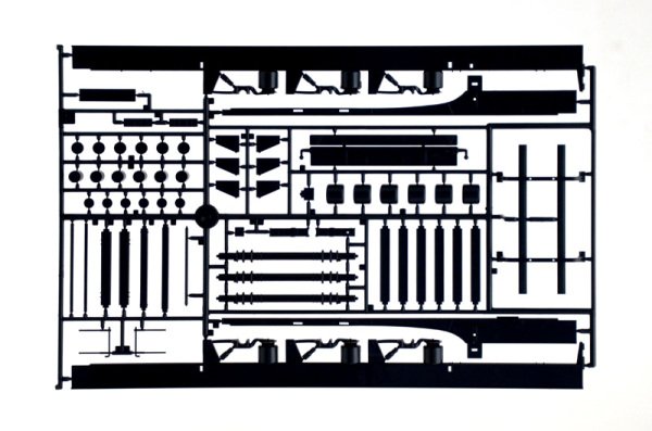 1/24  CURTAINSIDE TRAILER (schoeni.ch)