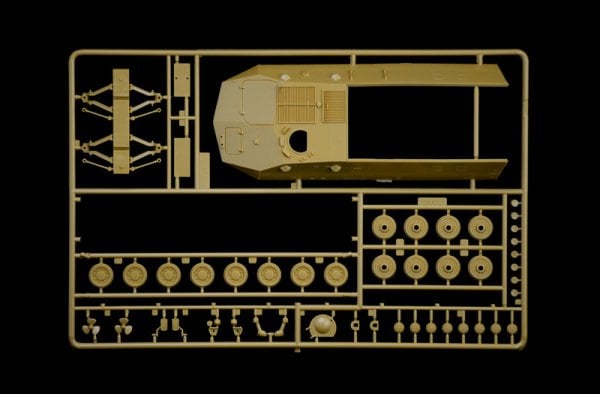 1/35   LAV-AT