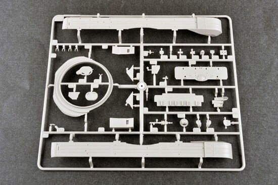1/35 Russian T-72B1 MBT (w/kontakt-1 reactive armor)