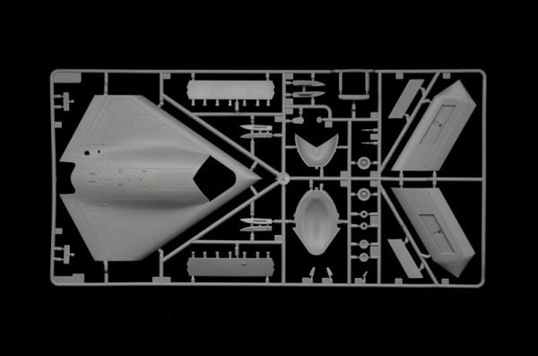 1/72   X-47B
