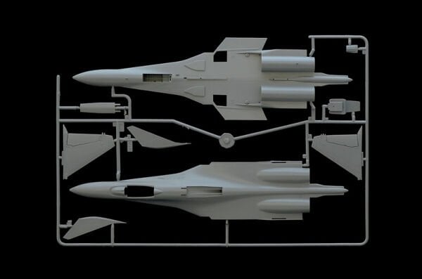 1/72 SU-33 D FLANKER
