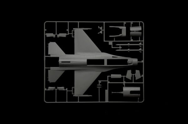 1/48 F-16C Fighting Falcon - WAR THUNDER