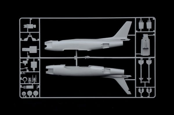 1/48 F-86E Sabre