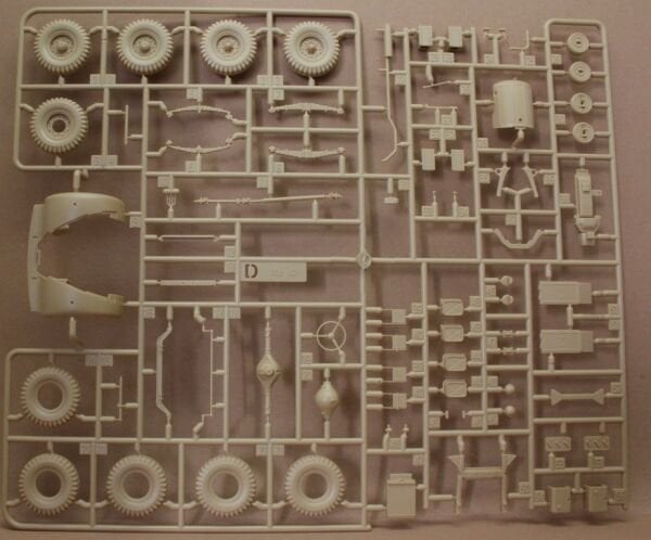 1/35 WWII British Army 30-CWT 4x2 GS Truck (YENİ KALIP)