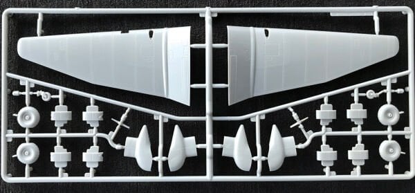 1/48 Junkers Ju87R-2/B-2 Stuka (YENİ KALIP)