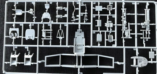 1/48 Junkers Ju87R-2/B-2 Stuka (YENİ KALIP)