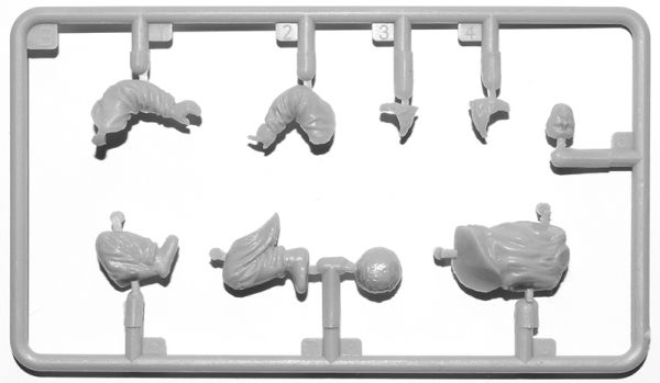 1/35 SOVVIET ASSAULT INFANTRY WINTER CAMOFLAGE CLOAKS