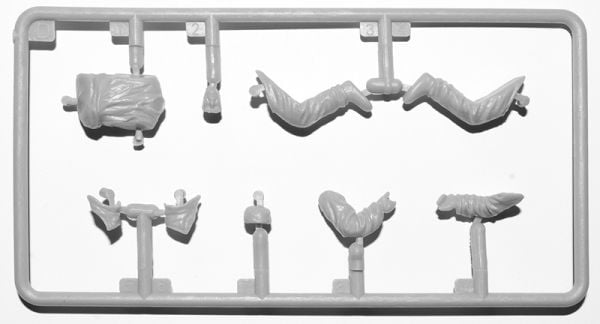 1/35 SOVVIET ASSAULT INFANTRY WINTER CAMOFLAGE CLOAKS