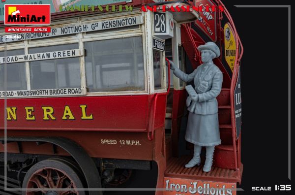 1/35 OMNIBUS CREW AND PASSENGERS