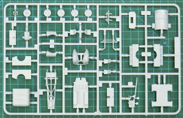 1/72 WWII RAF Bomber Re-Supply Set