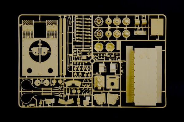 1/35 Tiger Support Vehicle