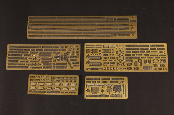 1/350 U.S.S.   IOWA BB-61