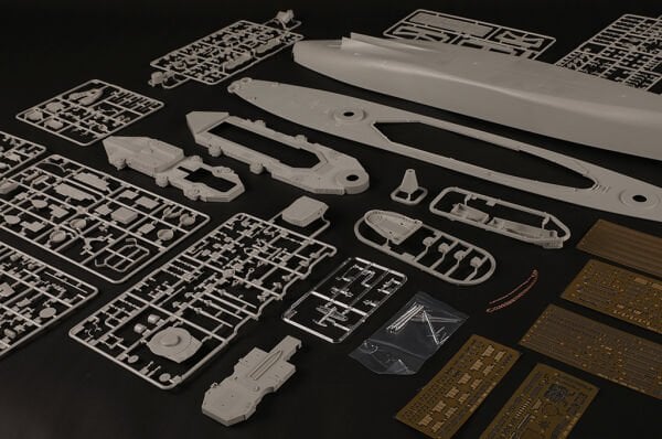 1/350 U.S.S.   IOWA BB-61